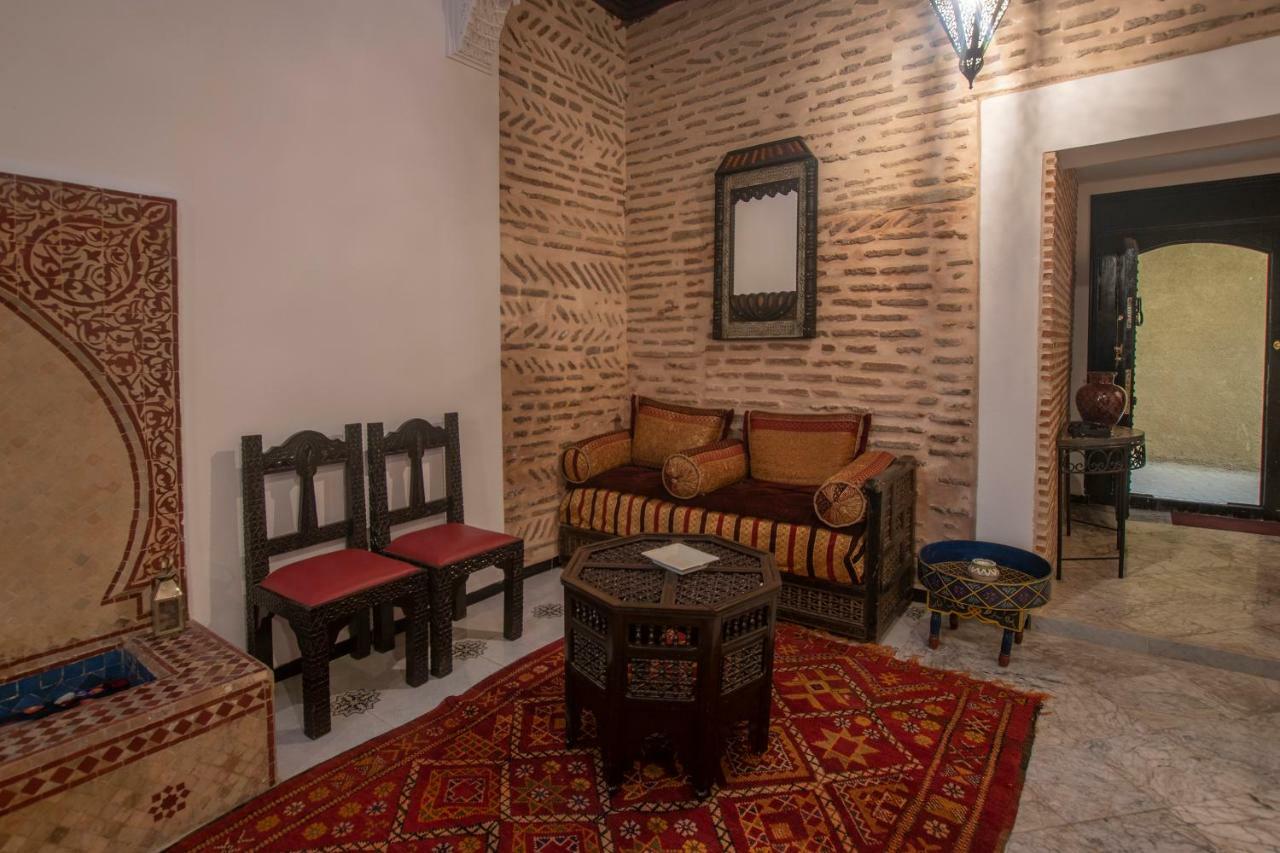 Riad Dar Merzouga Hammam & Jacuzzi Марракеш Экстерьер фото