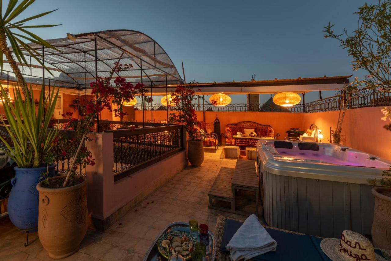 Riad Dar Merzouga Hammam & Jacuzzi Марракеш Экстерьер фото